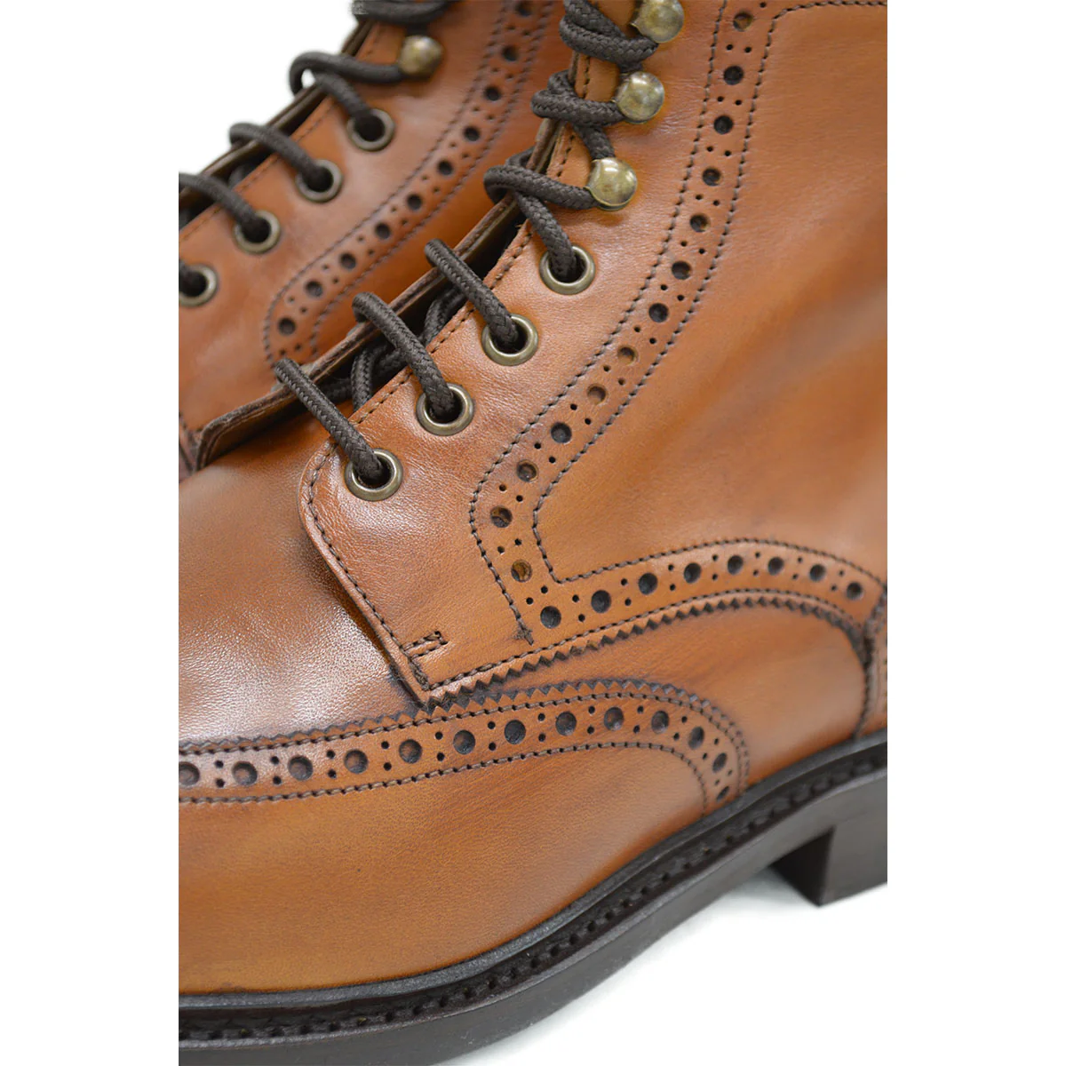 FACTORY SECOND Berwick 1707 Brogue Boot (322) -Tan - Image 4