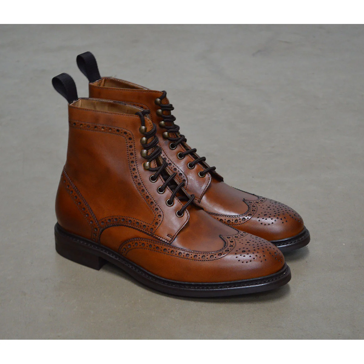 FACTORY SECOND Berwick 1707 Brogue Boot (322) -Tan - Image 8