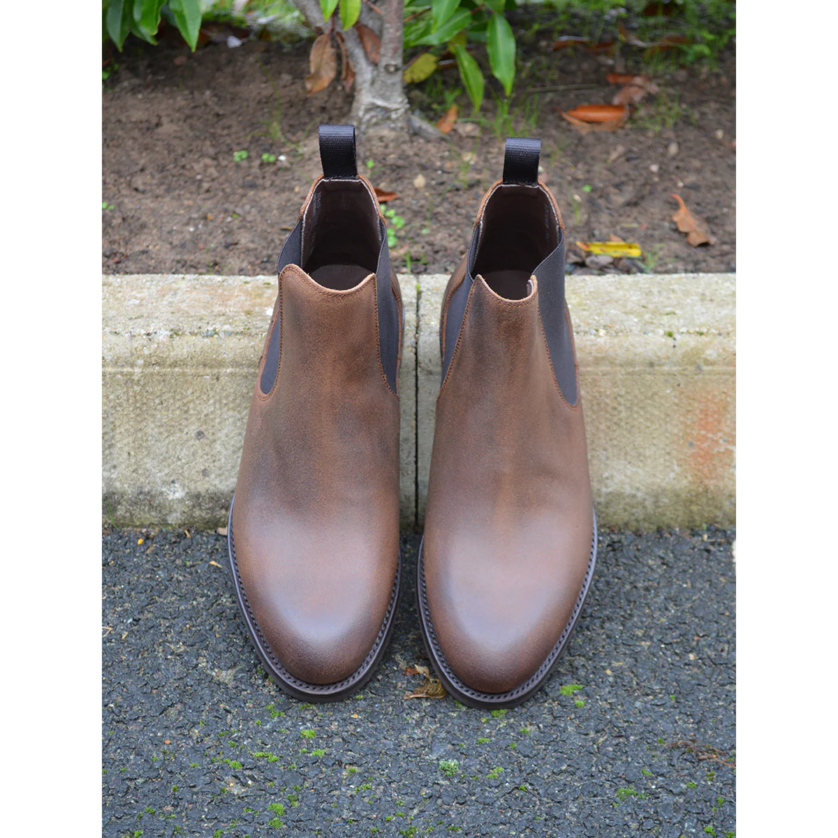 Berwick 1707 Chelsea Boot (303) - Waxy Commander - Image 12