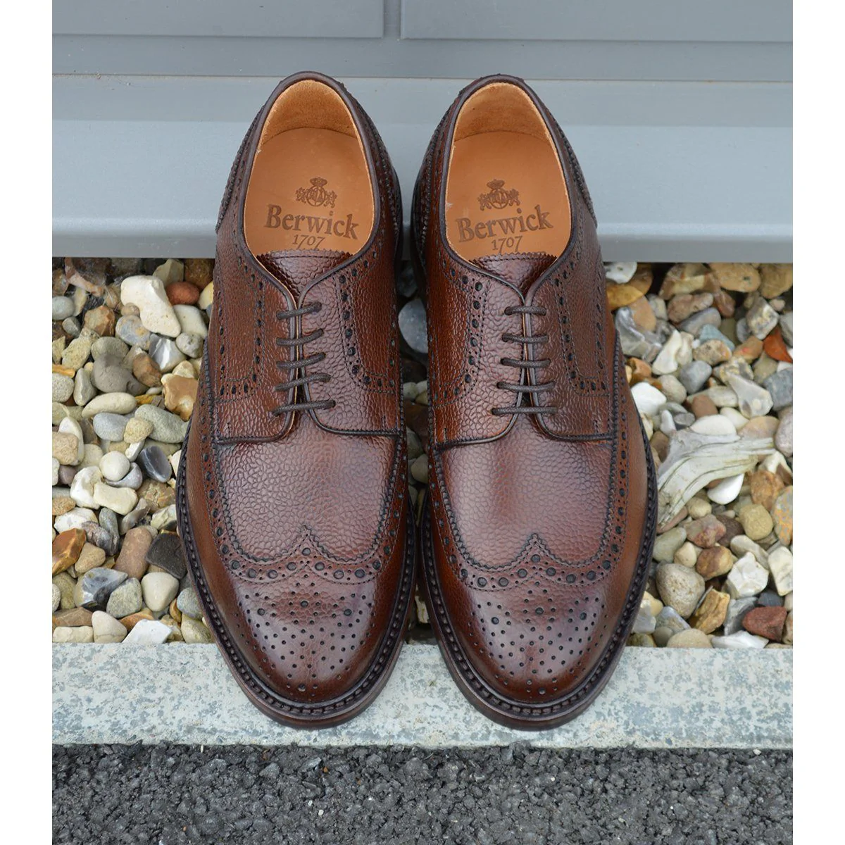 Berwick 1707 Country Grain Brogue Shoe (4170) - Image 13