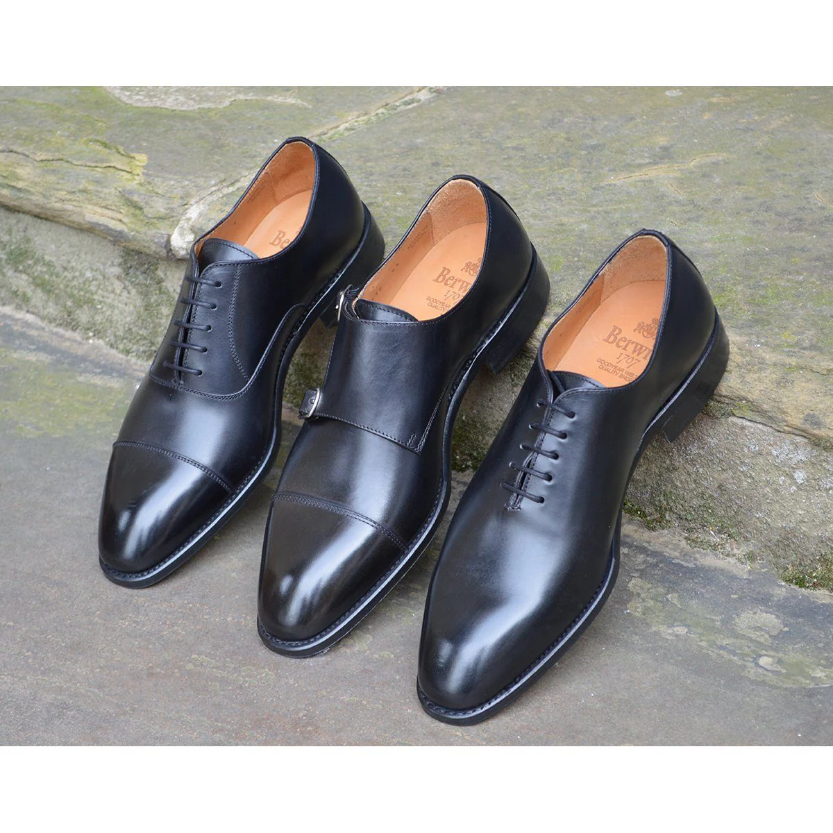 Berwick 1707 Straight Cap Oxford (5217) Black - Image 12