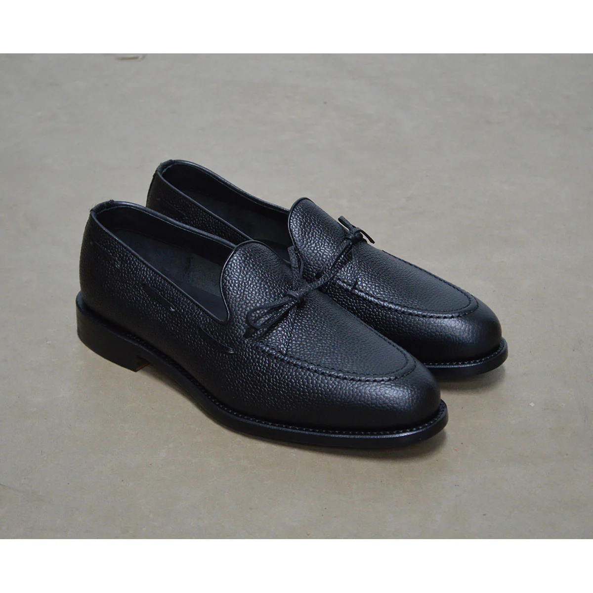 Berwick 1707 Laced Loafer (5524) - Black - Image 8