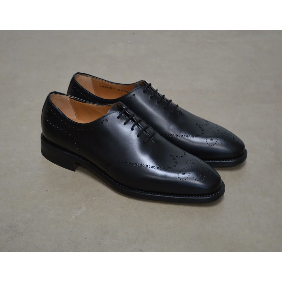 FACTORY SECOND Berwick 1707 Brogue Wholecut (5556) - Black - Image 8