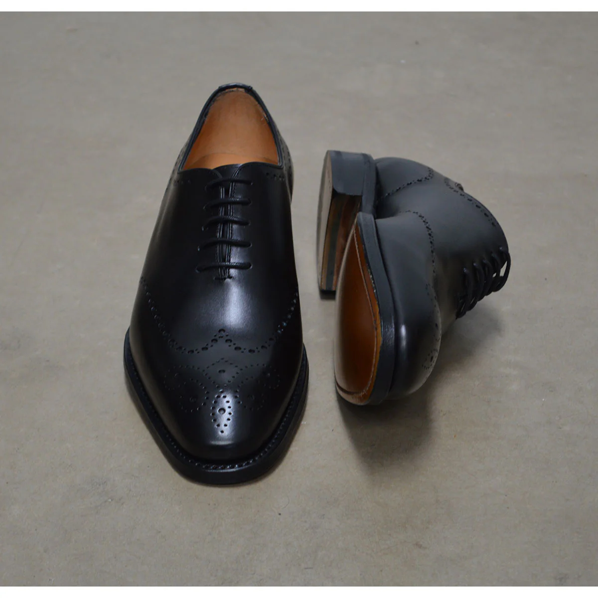 FACTORY SECOND Berwick 1707 Brogue Wholecut (5556) - Black - Image 9