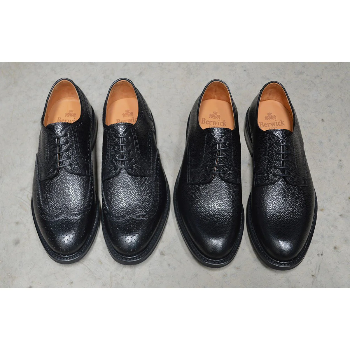 FACTORY SECOND Berwick 1707 Country Grain Black Derby Shoe (4169) - Image 12
