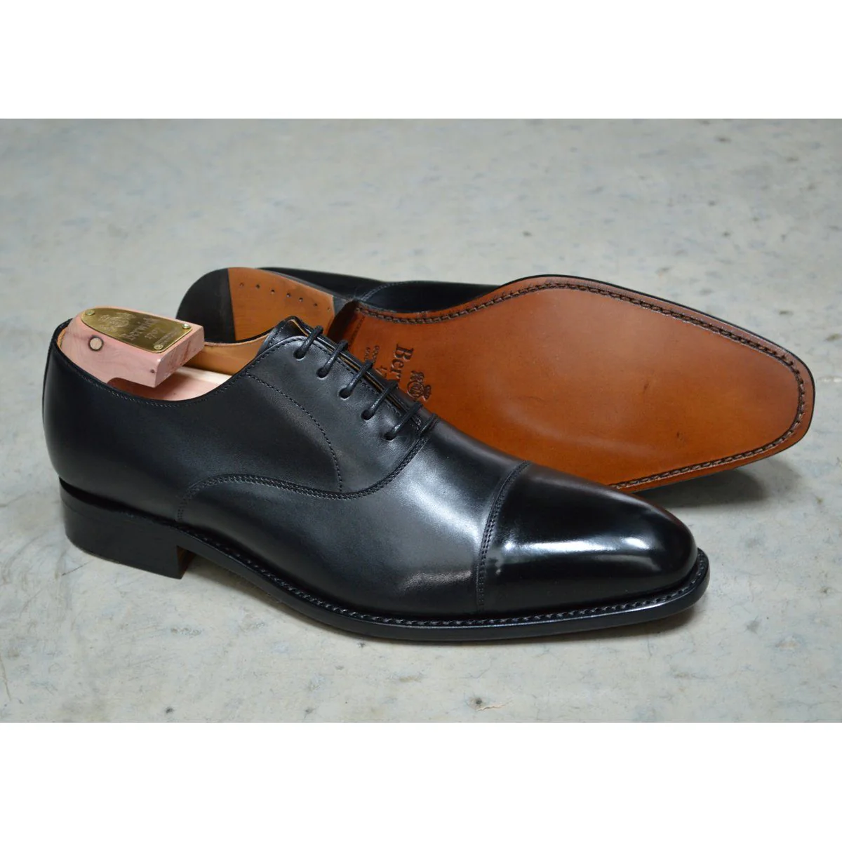 FACTORY SECOND Berwick 1707 Straight Cap Oxford (2428) - Black Boxcalf - Image 9