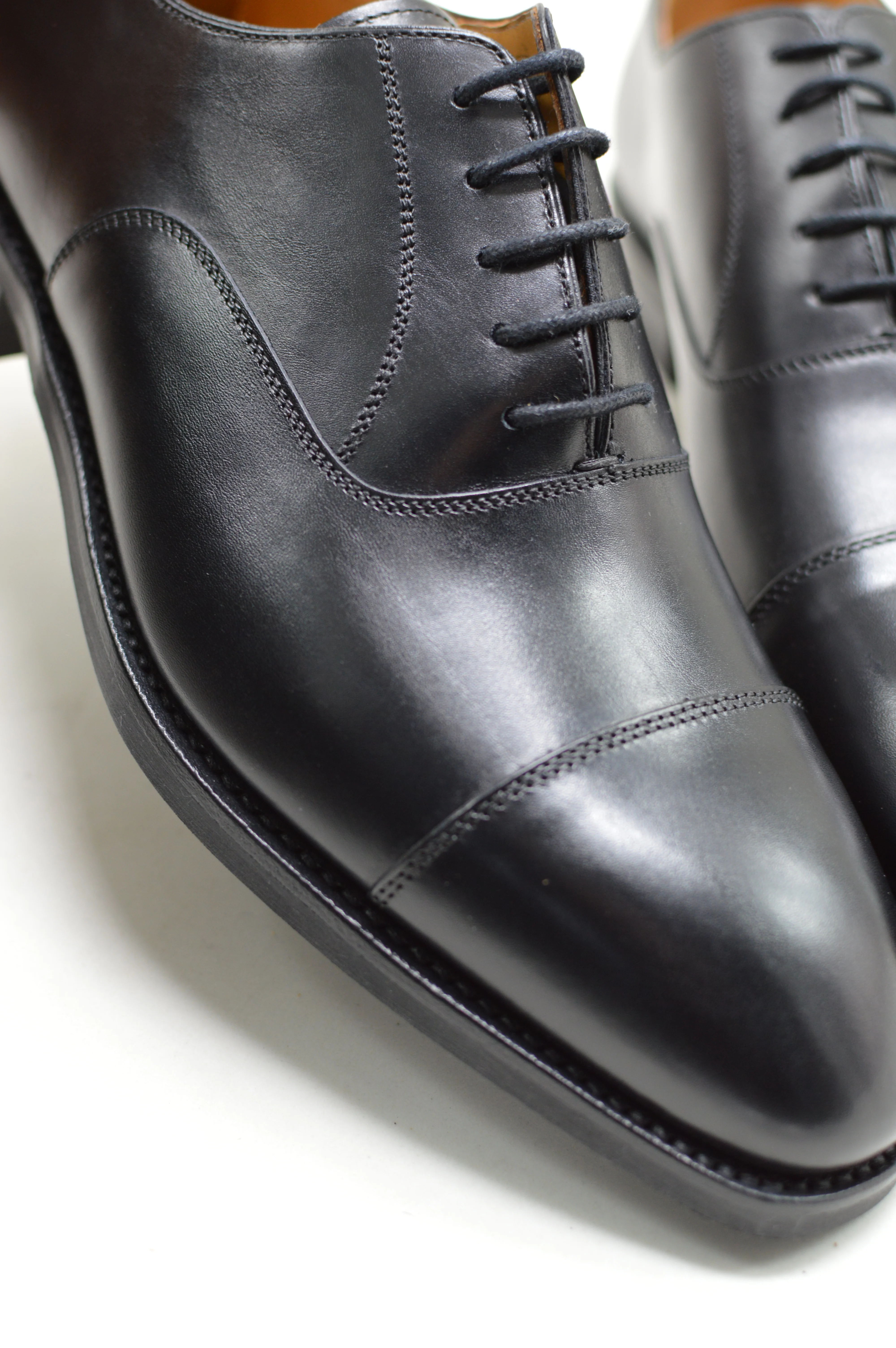 FACTORY SECOND Berwick 1707 Straight Cap Oxford (5217) - Black Boxcalf (Dainite) - Image 12