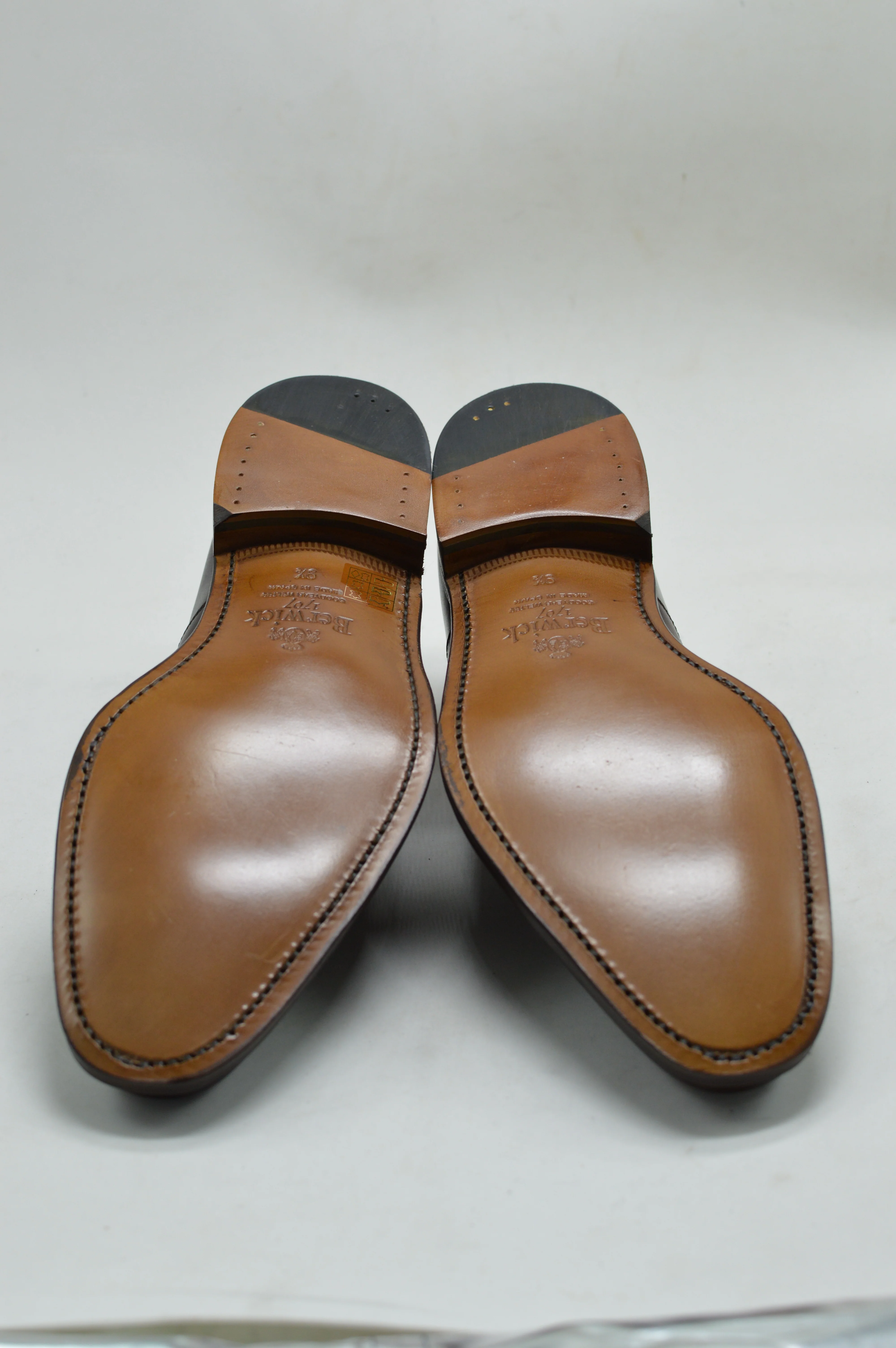 FACTORY SECOND Berwick 1707 Straight Cap Oxford (5217) Dark Brown - Image 13