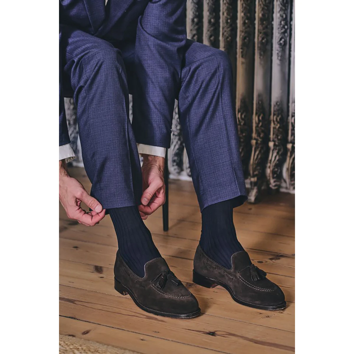 Pantherella Asberley Luxury Silk Socks - Image 5