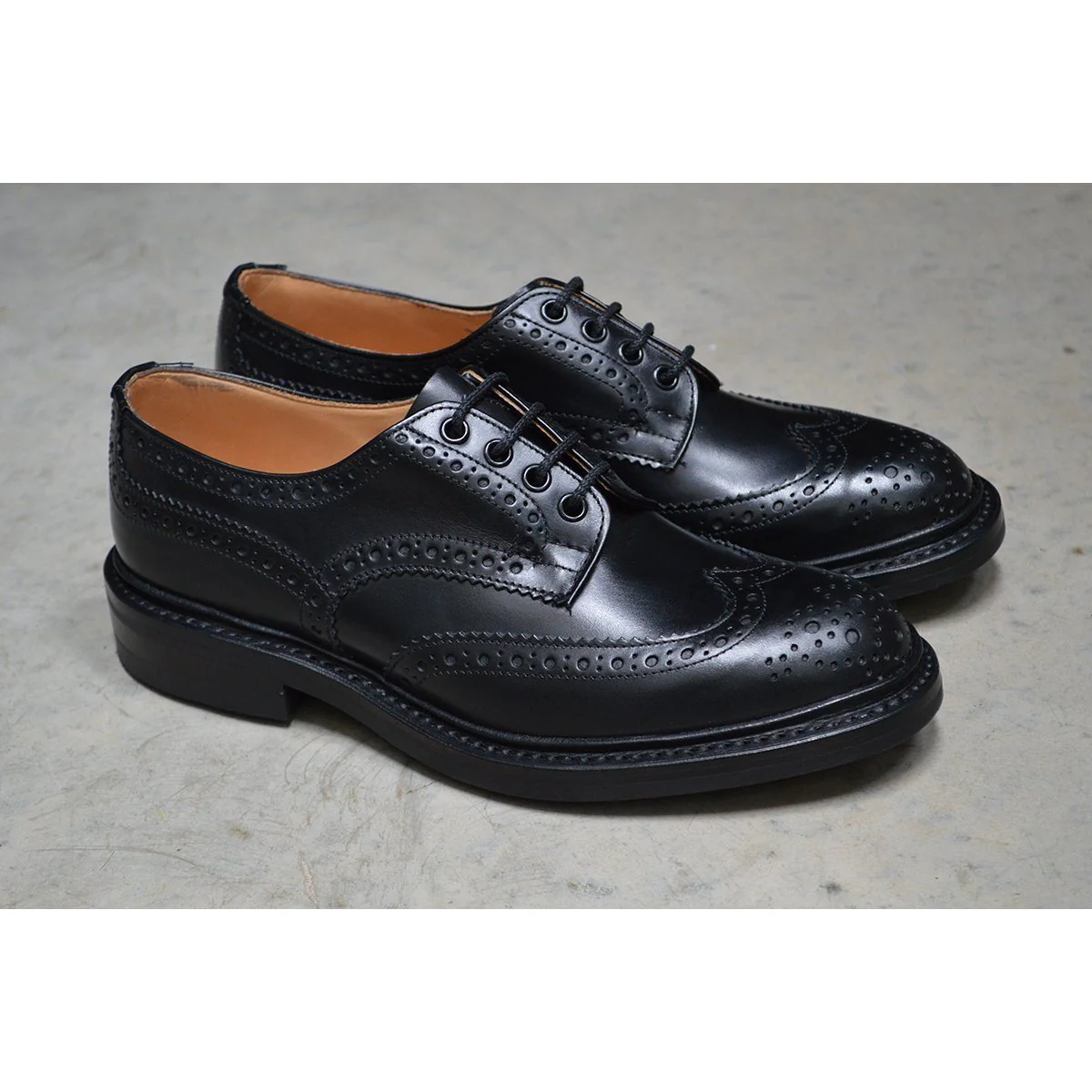 Trickers Bourton Country Shoe | Derby Brogues (Black) - Image 9