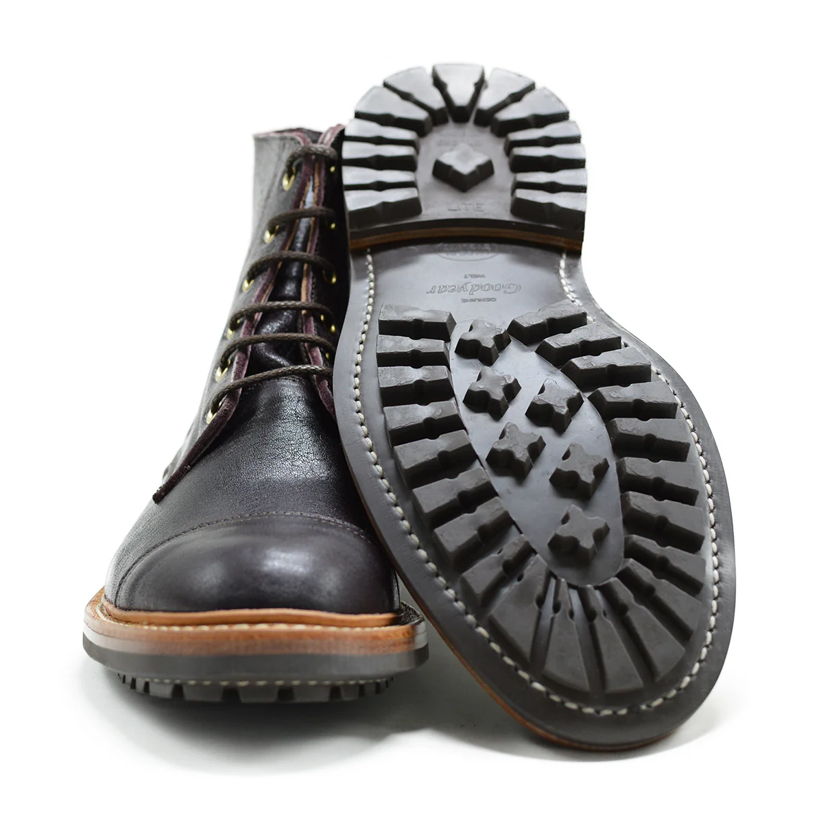Trickers KIELDER - Horween Burgundy Aspen - Image 2