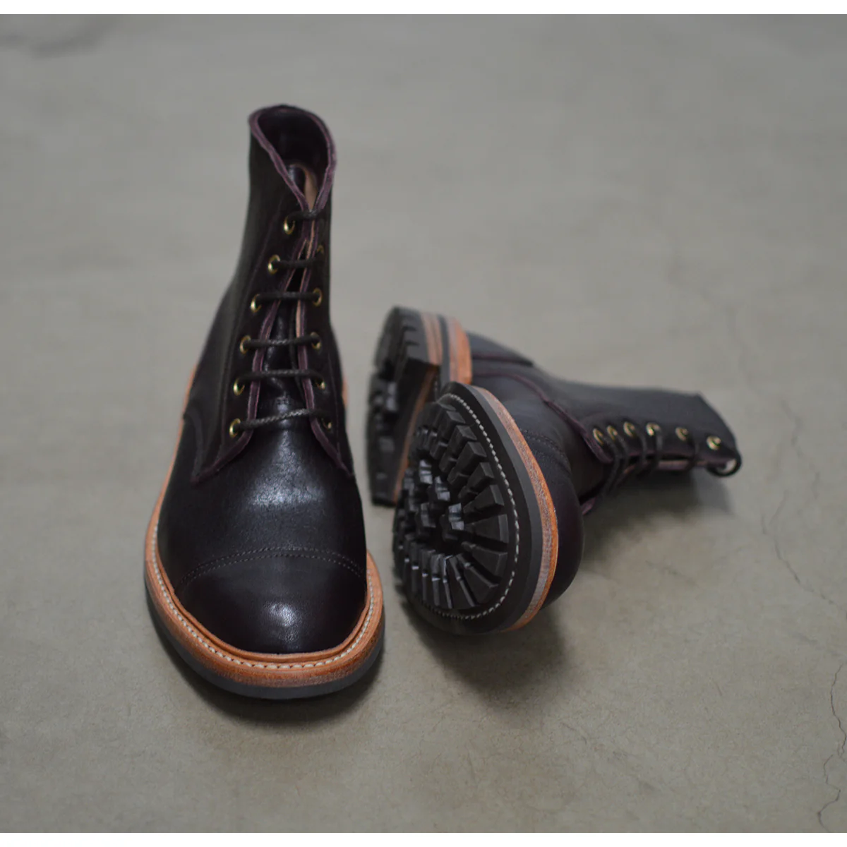 Trickers KIELDER - Horween Burgundy Aspen - Image 9